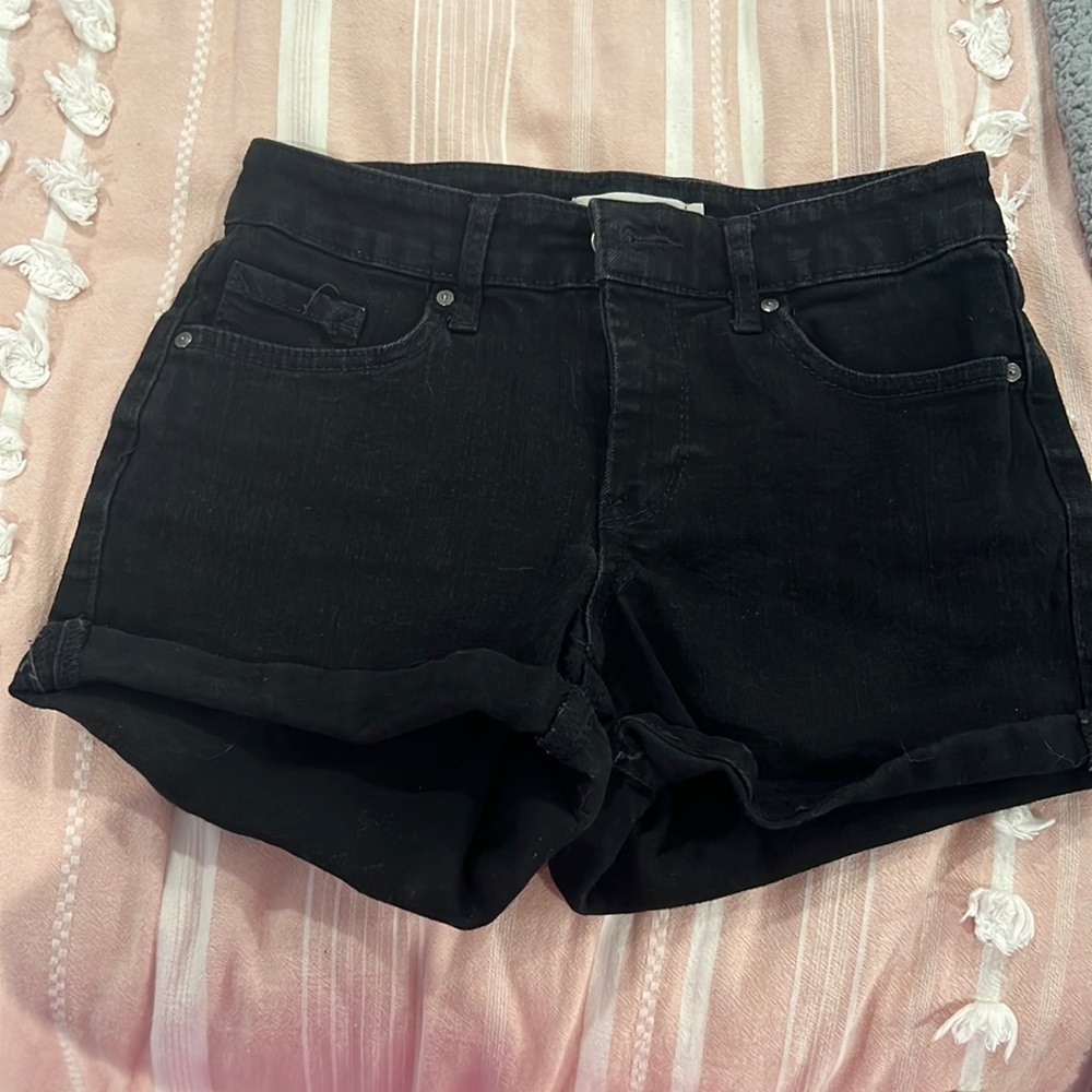black jean shorts